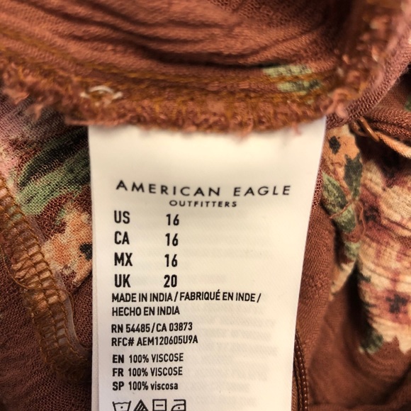 *SOLD* American Eagle floral jumpsuit - Picture 7 of 8